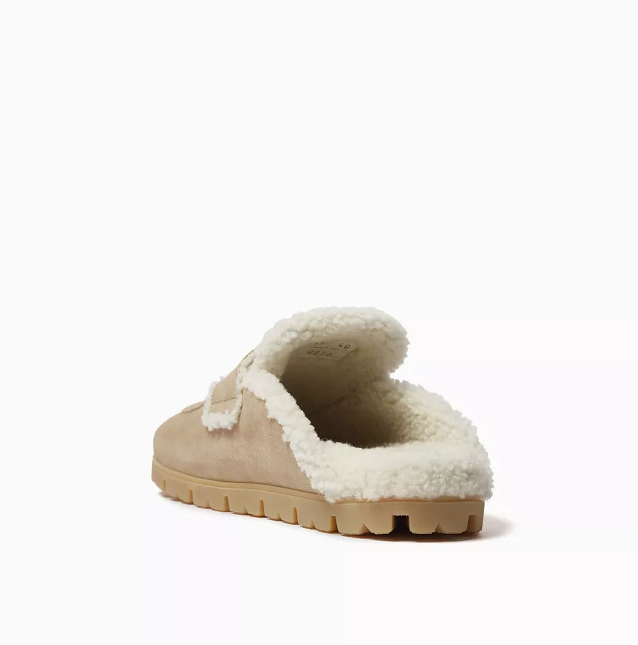 Viral Slippers