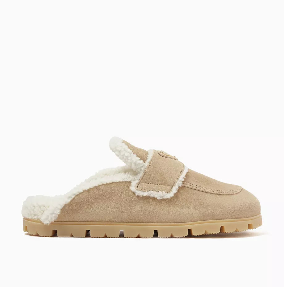 Viral Slippers