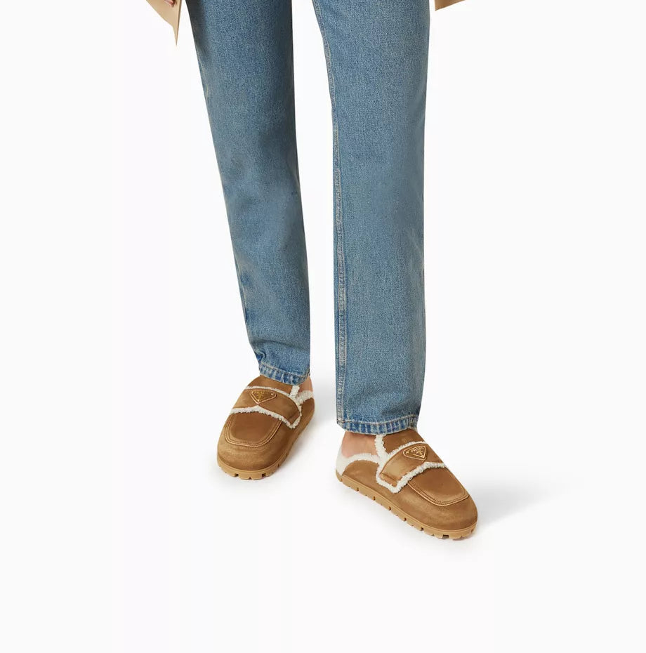 Viral Slippers